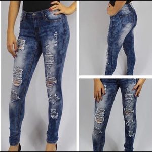 Acid washed, distressed pants